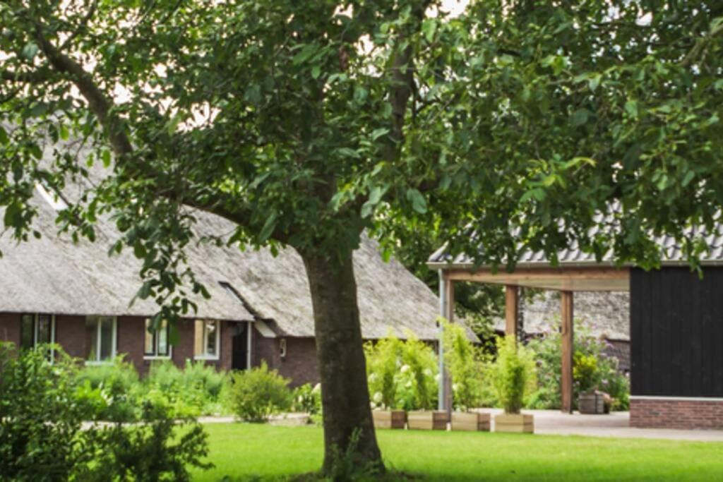 Ermerhoek, In De Hof Exteriér fotografie